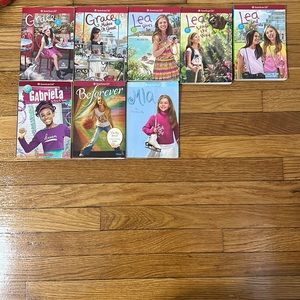 AMERICAN GIRL BOOKS FOR SALE ( 8 BOOKS )